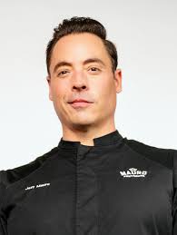 New headshots who dis?! I had the pleasure of being photographed by  @mikeyk_photo (at @holy_cow_productions), and it was probably my favorite  headshot shoot to date. I am not a fan of photoshoots