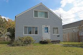 Home For Sale In Tacoma 98408 8235 S Bell Street Home Fixer Upper Real Estate