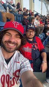 Sara Bogle's Instagram, Twitter & Facebook