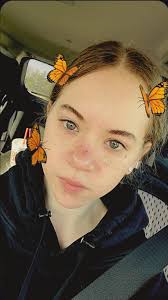 Hi! I am 15 and bisexual, looking to connect with other teens :)