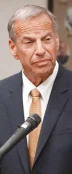 Parolin releva a Bertone