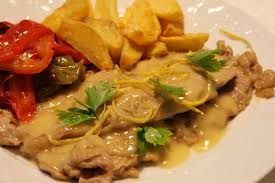 Escalopes De Vitela Com Molho De Limao E Salsa Bifes Receitas Molho De Limao