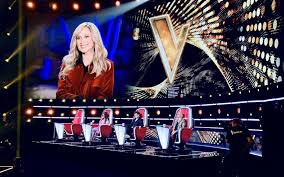 Nick jonas joins coaches kelly, john and blake for season 20. Lara Fabian Meme En Duplex J Ai Vecu Pleinement La Demi Finale De The Voice Le Parisien