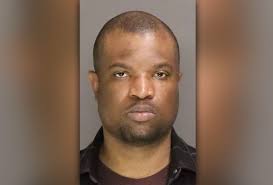 Icónico póster en bañador rojo de Farrah Fawcett se venderá como NFT por  una buena causa