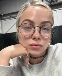 A big 𝗬𝗘𝗦 𝗜𝗙 𝗬𝗢𝗨 still loves Jeanine Pirro 🥰