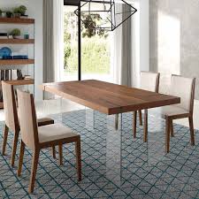 Nous avons sélectionné 20 idées de tables à manger modernes qui peuvent peut être se révéler être le choix parfait pour votre salle à manger. Table Bois Et Verre Table De Salle A Manger Design