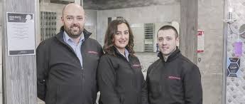 Plumbing fixtures showroom orange county cat team. Showroom Lisburn Bathshack