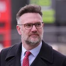 Beryl Roach's Instagram, Twitter & Facebook