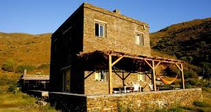 Μετά την περιπλάνησή της στο αιγαίο, η ελένη μενεγάκη επέστρεψε στην… βάση της. Axla O Paradeisos Ths Elenhs Menegakh To Spiti Ths Paroysiastrias Eikones Zwh Iefimerida Gr