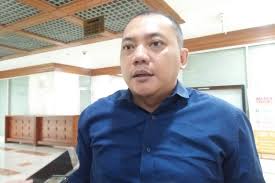 Salah satu pihak yang bersuara mengenai harun. Anggota Komisi Iii Sebut Kasus Harun Masiku Jadi Catatan Hitam Kpk