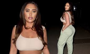 Busty brunette masturbates wildly in vintage girdle nylons. Lauren Goodger Goes Braless Under A Tiny Crop Top Daily Mail Online