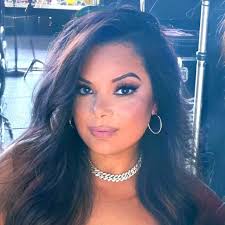 Debbie Barlow (@debguitars) • Threads, Say more