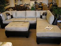 Sectional Sofas Mit Chaiselongue Im Gegensatz Zu Einem Normalen Sofa Dieses Mobel Hat Seinen Rucken Entlang Der Bre Chaiselongue Sofa Ledersofa Weiss Ecksofas