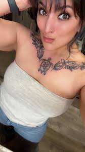 I can't wait to show my nail idea I just put together... just wait <3