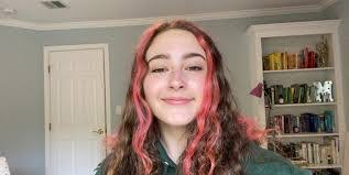 Colleen Mulligan's Instagram, Twitter & Facebook