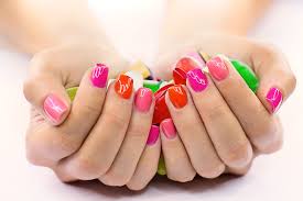 ﻿﻿﻿﻿se hacen uñas de gel en manos y pies,,diseños preciosos, con colores de temporada. El Nuevo Imperio De La Belleza Manos Y Pies