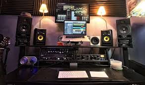 Arranging a small bedroom has an impact on the look and feel of the room, regardless of what furniture you have to begin with. 100 Home Studio Design Ideas Inspiration Hyperbits