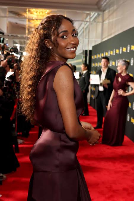 30 Half-Up, Half-Down Hairstyles to Try