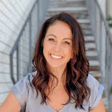 Amber Boatwright's Instagram, Twitter & Facebook