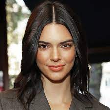 Originally known for appearing in the e! Kendall Jenner Popsugar Me