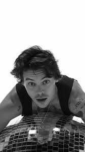 Esme kim (veritae_tae)