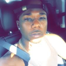 Derrell Brown (@itsdakiddDB)