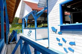 Zaga zaga este un resort inedit în delta siretului (doaga, jud. Foto De Basm S A Deschis Cel Mai Mare Parc De Agrement Din Romania Zaga Zaga Resort 82 De Hectare PreÈ›ul Unui Bungalow Pe Malul Apei