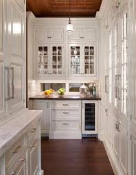 Here are a few ideas and suggestions to help you design the ideal butler's pantry for your needs. How To Arrange An Awesome Butlers Pantry In A Few Simple Steps Deavita