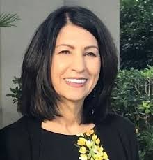 Toni Broyles's Instagram, Twitter & Facebook