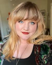 Sarah Seidman's Instagram, Twitter & Facebook