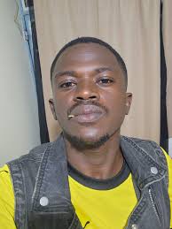 Umejipaka powder Mr Ferdinand White- titu?