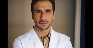 Amor à Vida': Jacques descobre que Aline é amante de César e tenta  chantegeá-la