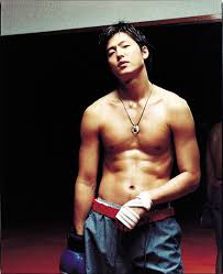 Söz yazmak, şarkı söylemek, oyunculuk kan grubu: Lee Jung Jin