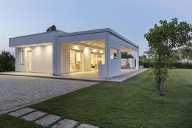 Leader indiscusso da oltre vent'anni nella produzione di case in legno prefabbricate e da sempre sensibile alle tematiche ambientali, rubner haus ha alta carpenteria | dcasa eco il legno è il materiale più nuovo. Case Prefabbricate In Legno La Vostra Casa Per Sempre Rubner Haus