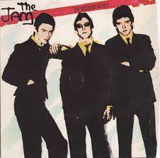 La preuve avec le dernier weller, à qui ses détracteurs ont toujours reproché sa vision prétendument rétro et étriquée, prend. The Jam The Modern World Paul Weller Mod Uk 45 7 Single Sweet Soul Music Amazon De Musik