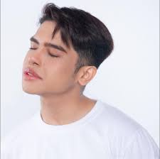 Hi everyone, the bangle I wore at ABS-CBN Ball is missing 😔 and I'm hoping  for your help in locating it. If anyone has seen it or found it, please  message me.