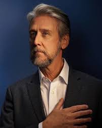 Mark Savel's Instagram, Twitter & Facebook