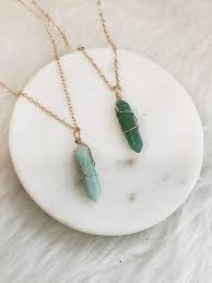 Green Aventurine Gemstone Necklace 16 In 2021 Crystal Point Necklace Green Aventurine Necklace Wire Wrapping Crystals