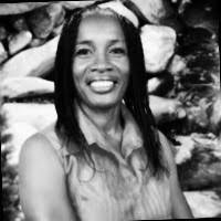 9 "Pauline Davis" profiles