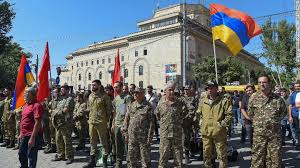 La guerra del alto karabaj, una disputa territorial entre azerbaiyán y armenia que duró seis años (del 88 al 94), puso fin definitivamente a las relaciones entre ambas antiguas repúblicas soviéticas. Armenia Y Azerbaiyan Enfrentamientos Por Region En Disputa