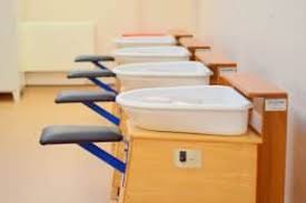 An electric pottery wheel is more lightweight and portable. Pottery Wheels For Beginners The Ceramic School