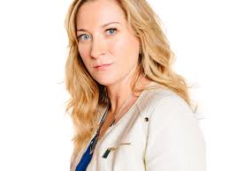 Home stager Angela Ewing takes custom approach