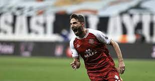 Beşiktaş şampiyonluğu son haftaya bıraktı. Ig 2lmz 9kbnrm