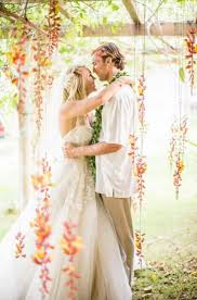 Bethany Hamilton Hawaiian Wedding From Bethany S Official Instagram Bethany Hamilton Wedding Hawaiian Wedding