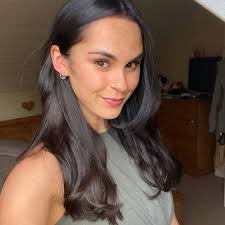 Email Address of @vickycornick Instagram Influencer Profile