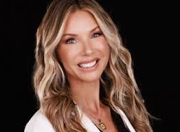 Gina Overton's Instagram, Twitter & Facebook