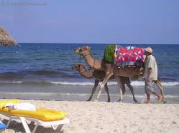 Patří k nejoblíbenějším turistickým destinacím. Plaze Na Djerbe Tunis Djerba