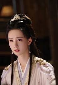 Am I the only one that will concerned with the fact that Wonder woman is  playing a villain?