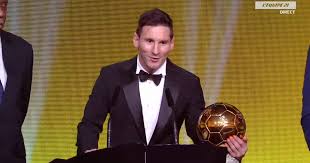 Golden ball) is an annual football award presented by french news magazine france football that is one of the oldest and generally regarded as the most prestigious individual award for football players. Ballon D Or 2015 Lionel Messi Sacre Pour La 5e Fois Devant Ronaldo Et Neymar Purepeople