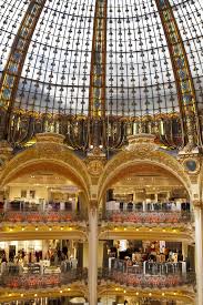 une patinoire bientot installee sur le rooftop des galeries lafayette patinoire galeries lafayette galeries lafayette haussmann